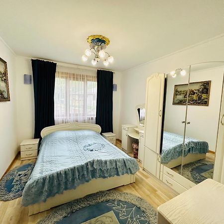 Penzion Rodynnyi Zatyshok Verchovyna Exteriér fotografie
