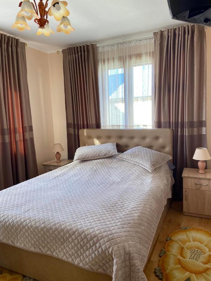 Penzion Rodynnyi Zatyshok Verchovyna Exteriér fotografie