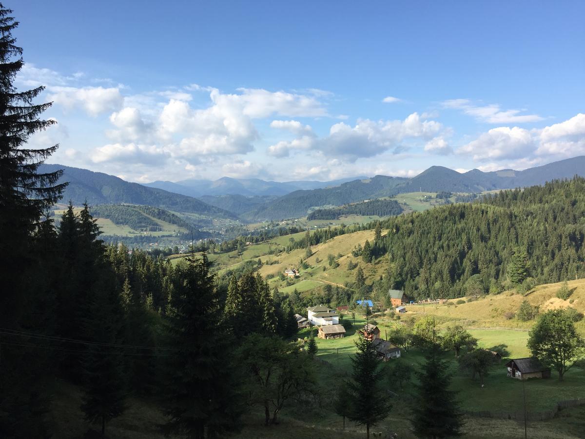Penzion Rodynnyi Zatyshok Verchovyna Exteriér fotografie